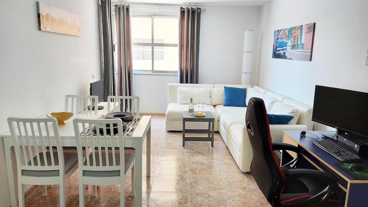 Modern And Centric Apartment With Air Conditioning - By Tenerifehints エル・メダノ エクステリア 写真